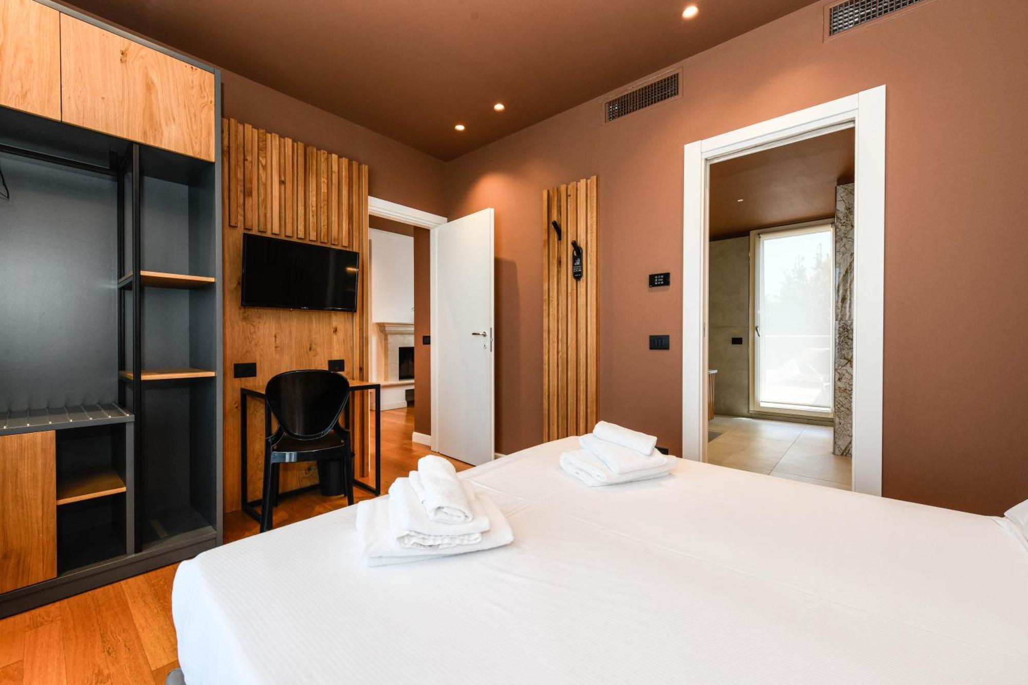 Hotel Arya By Mauro سيرمِيوني المظهر الخارجي الصورة